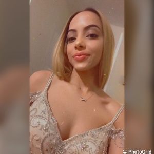 Meet your Posher, Maria